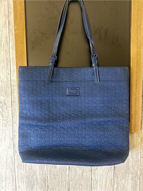 Women’s Michael Kors medium blue fabric logo tote purse
